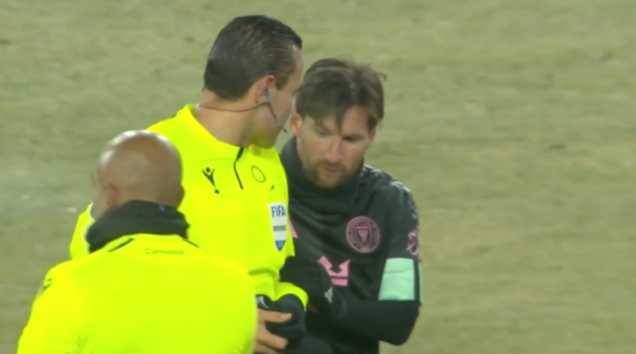 賽后向梅西要簽名！ESPN：墨西哥裁判被停哨半年，再犯無限期停哨
