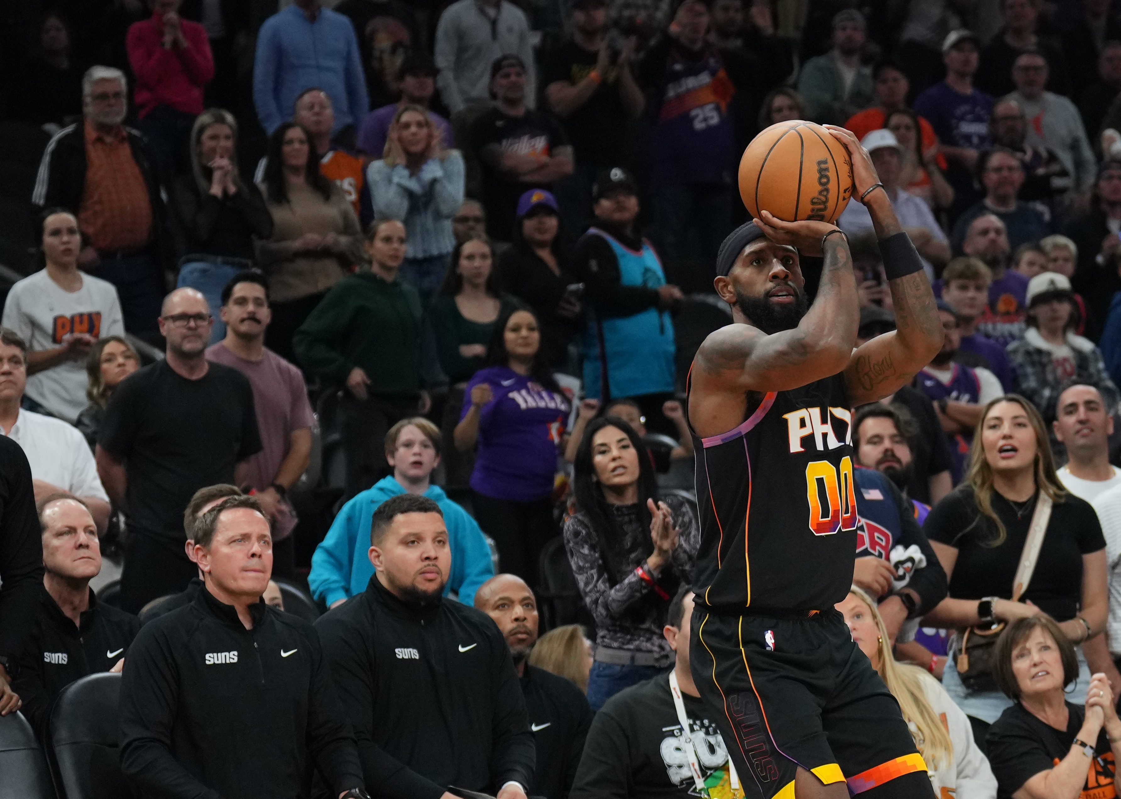 拼盡全力！羅伊斯-奧尼爾16中10空砍生涯新高27分 三分12中6